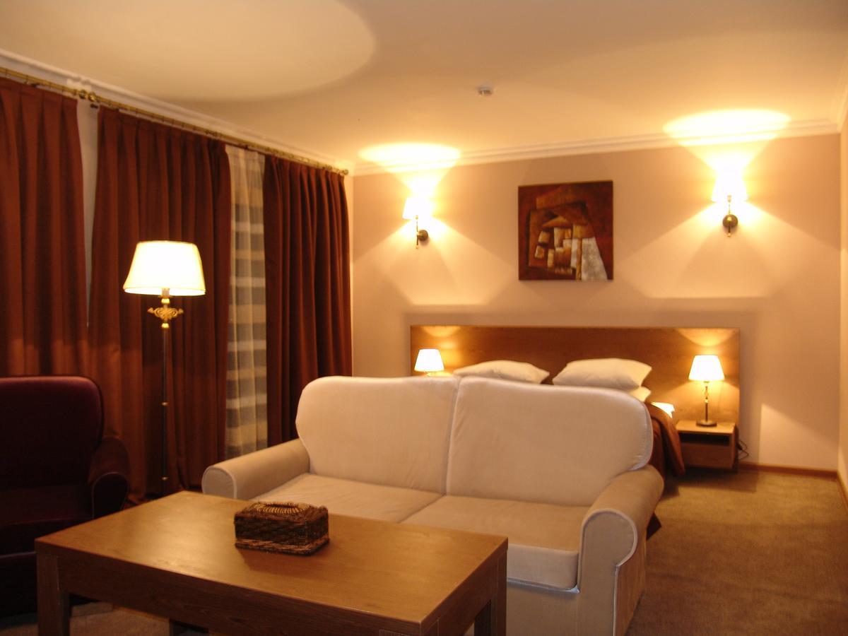 Sheki Olimpiya Hotel & Resort Exterior photo